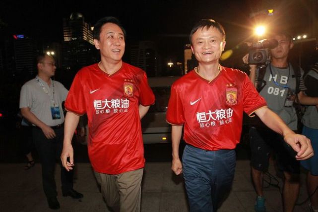 kok体育网址-恒大球员表现出色，全队配合默契